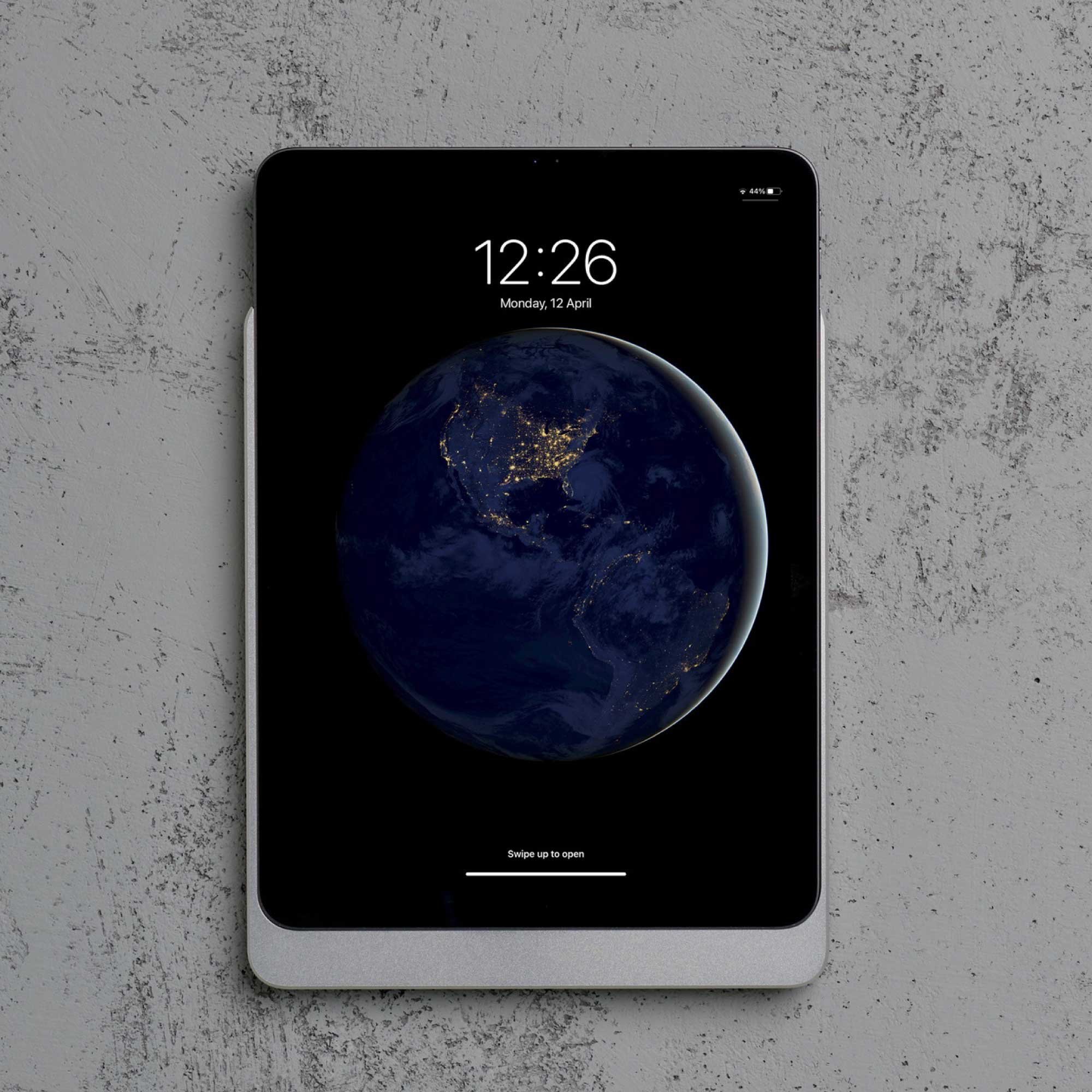 Dame Wall Home for iPad Pro